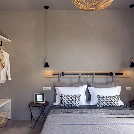 Chris & Jo Villas, Enchanting Escapes, With Heated Pools & Seaviews By Thinkvilla Вилла Закинтос