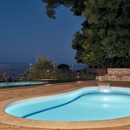 Chris & Jo Villas, Enchanting Escapes, With Heated Pools & Seaviews By Thinkvilla Закинтос