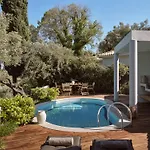 Chris & Jo Villas, Enchanting Escapes, With Heated Pools & Seaviews By Thinkvilla *