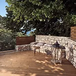 Villa Chris & Jo Villas, Enchanting Escapes, With Heated Pools & Seaviews By Thinkvilla