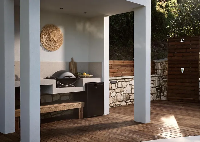 Chris & Jo Villas, Enchanting Escapes, With Heated Pools & Seaviews By Thinkvilla Zakynthos stad
