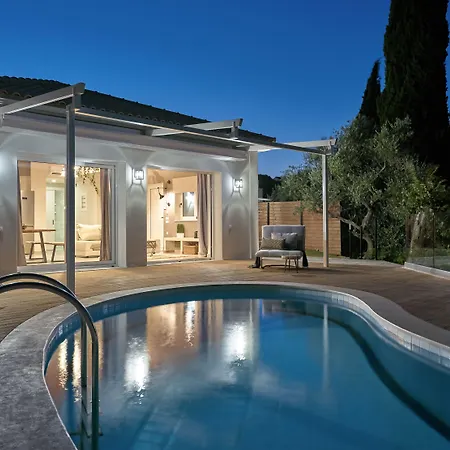 Chris & Jo Villas, Enchanting Escapes, With Heated Pools & Seaviews By Thinkvilla 빌라 자킨토스 타운