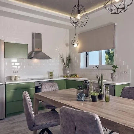 빌라 Chris & Jo Villas, Enchanting Escapes, With Heated Pools & Seaviews By Thinkvilla *