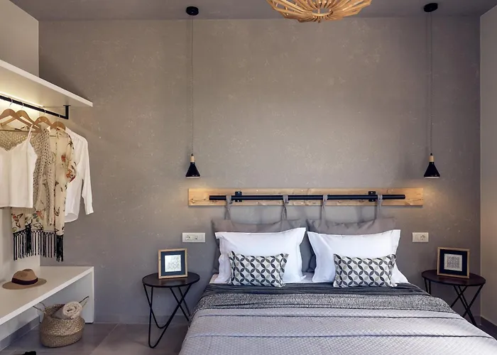 Villa Chris & Jo Villas, Enchanting Escapes, With Heated Pools & Seaviews By Thinkvilla