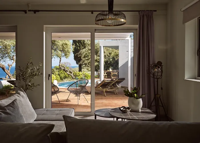 Villa Chris & Jo Villas, Enchanting Escapes, With Heated Pools & Seaviews By Thinkvilla