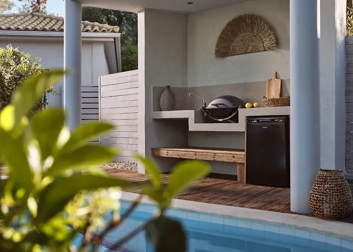 Villa Chris & Jo Villas, Enchanting Escapes, With Heated Pools & Seaviews By Thinkvilla Città di Zante