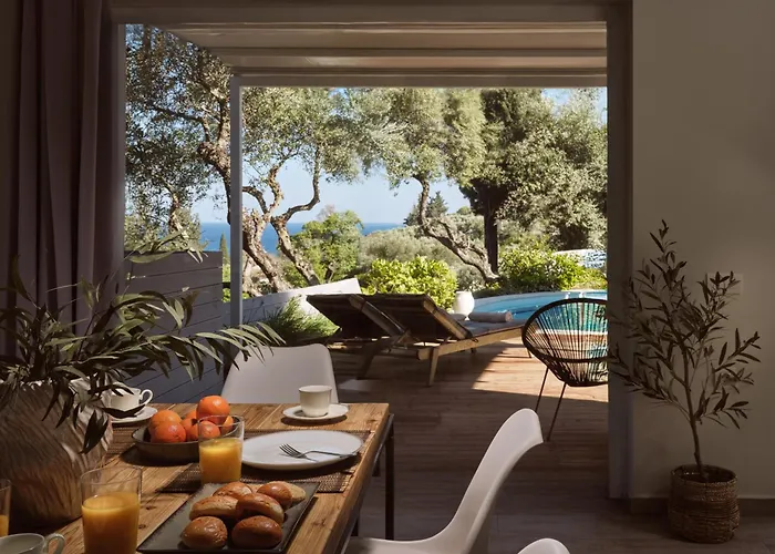 Chris & Jo Villas, Enchanting Escapes, With Heated Pools & Seaviews By Thinkvilla *