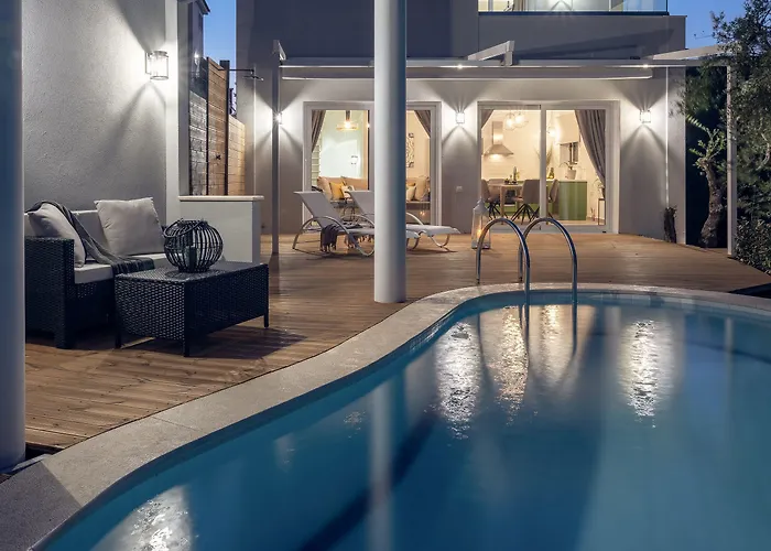Chris & Jo Villas, Enchanting Escapes, With Heated Pools & Seaviews By Thinkvilla Villa Città di Zante